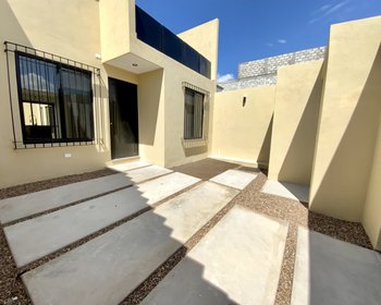 Contemporary, Recently-Built Home in the Golden Corridor, San Miguel de Allende – San Miguel de Allende real estate photo 1