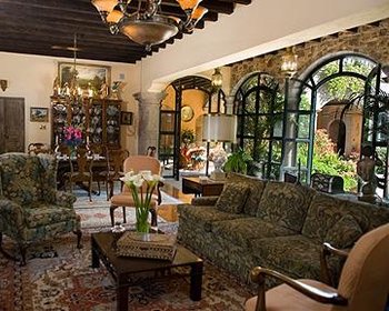 Casa Ambrose is like taking a step back in time to the hacienda days of Colonial Mexico. – San Miguel de Allende real estate photo 1