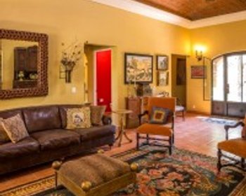 Beautiful Outdoor Space with Mature Gardens – San Miguel de Allende real estate photo 1