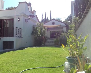 Hermosa casa de tres niveles ventilada y soleada – San Miguel de Allende real estate photo 2