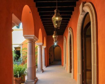 Good opportunity to live in Centro! – San Miguel de Allende real estate photo 2