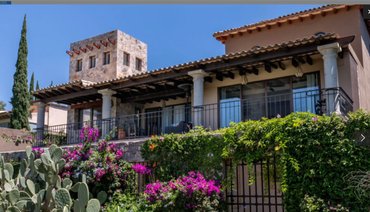 LORELEI HOUSE WITH VIEWS TO THE FAIRWAYS IN GOLF MALANQUIN 