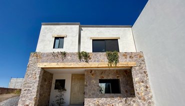 3B home only 12 minutes drive from centro 
