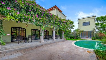 Casa Green