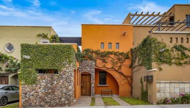CASA LILLY