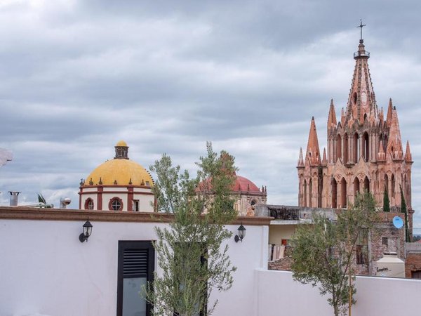 Luxury Casa Sollano for Rent in the Heart of San Miguel