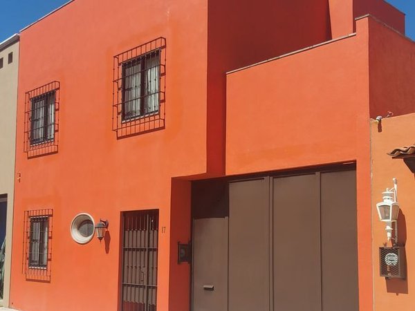 Casa Paseo de la Amistad 17