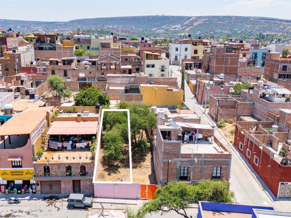 Lote Cielo y Ciudad just few blocks of the Historic Center