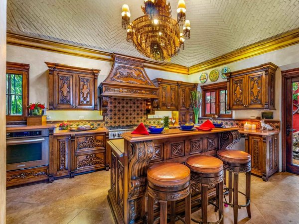 Casa Lagerfeld