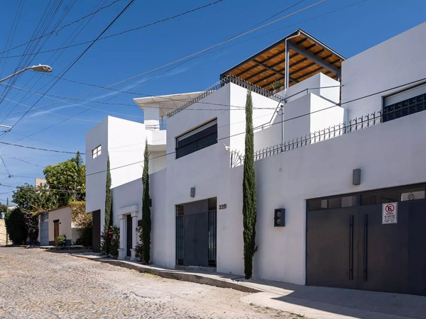 Casa Mojica