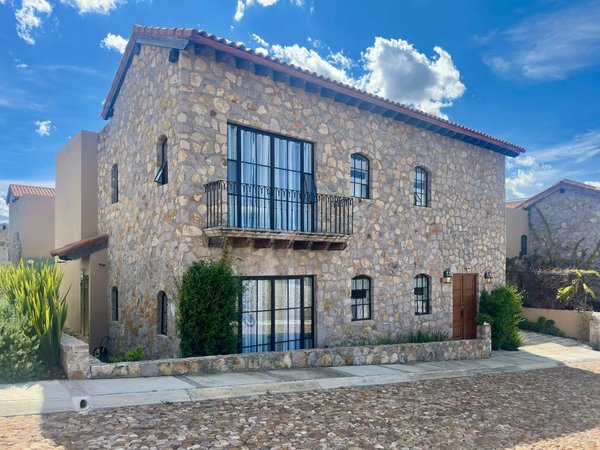 Casa Esencia