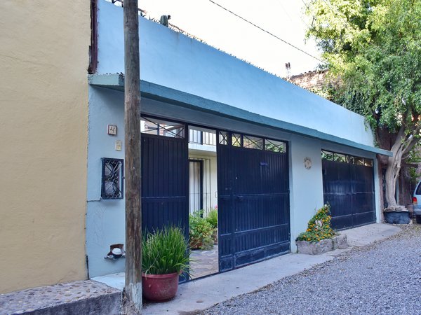Casitas Bob