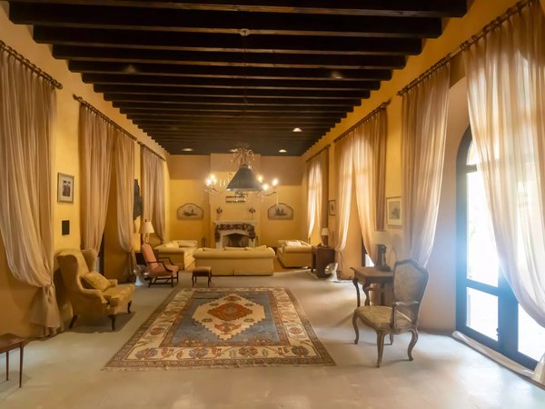 La Casona de los Cinco Patios
