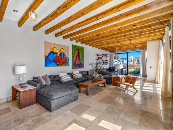 Casa Tres Olivos