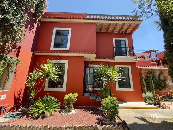 Casa Colorada