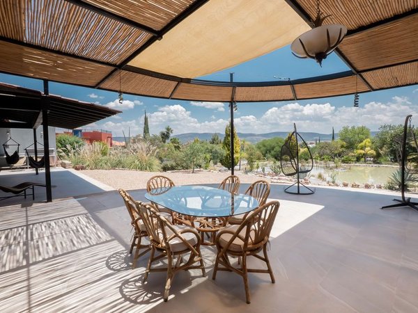 Casa Arcoiris en Rancho Los Labradores