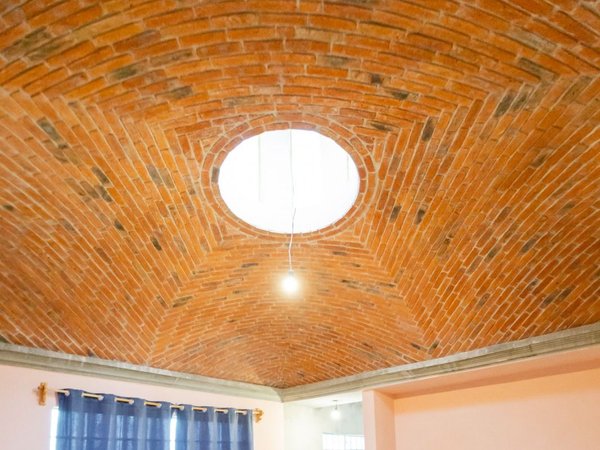 CASA EN VENTA PARA REMODELAR, VILLA DE LOS FRAILES