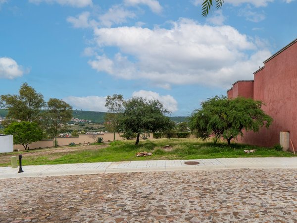 Vista Antigua Lot