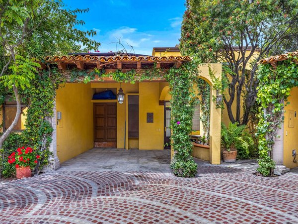 Allende Village - Villa #6