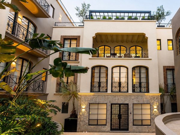 3 · Luxury Penthouse 2 Bedrooms with Private Rooftop - Paseo del Centro