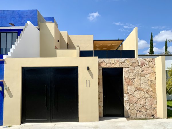 Contemporary, Recently-Built Home in the Golden Corridor, San Miguel de Allende