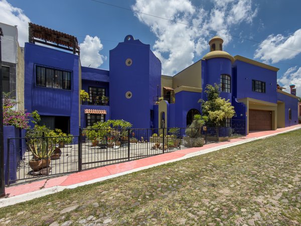 Casa Morada