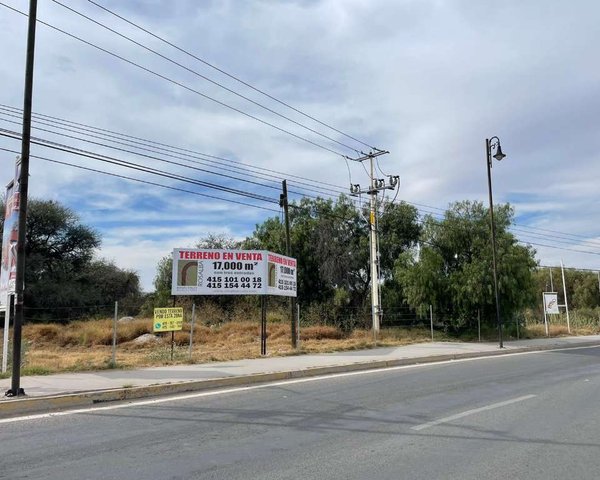 Terreno a pie de carretera – San Miguel de Allende real estate