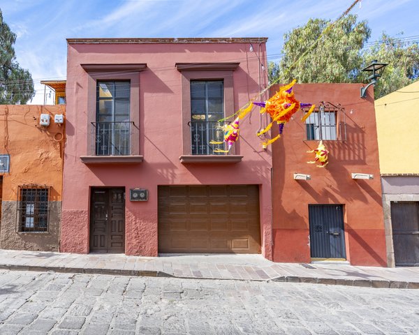 Dos casas, una propiedad, excelente ubicación – San Miguel de Allende real estate