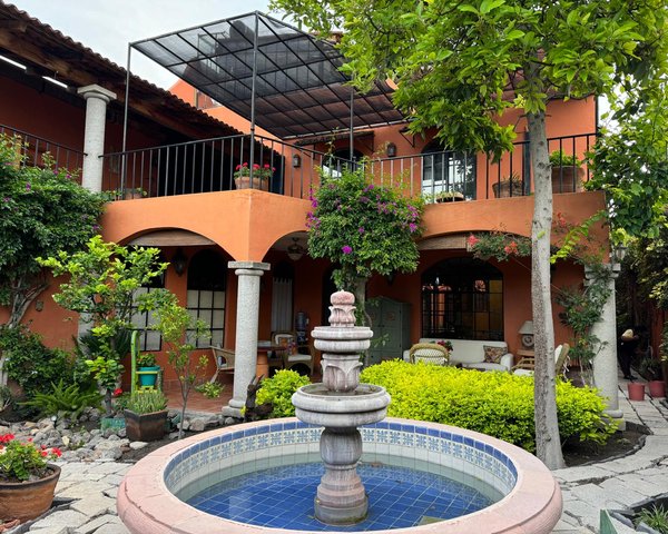 Casa Amistad: great light, location and views!! – San Miguel de Allende real estate