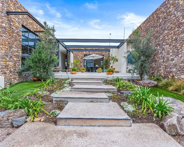 MODERN COUNTRY HOUSE – San Miguel de Allende real estate