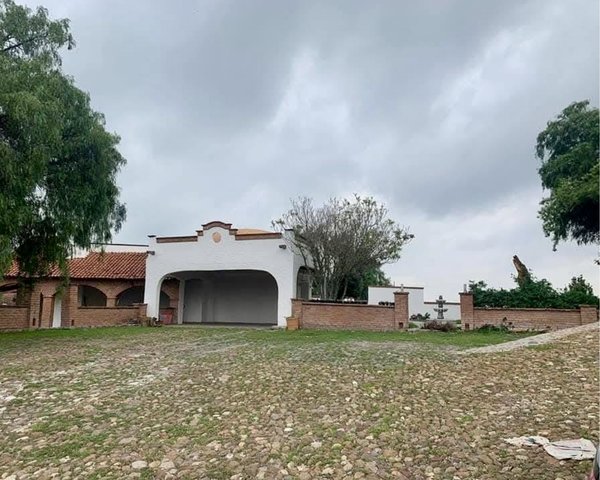 Villa Xido  Country Home with views to Presa Allende , located within an exclusive gated community  – San Miguel de Allende real estate