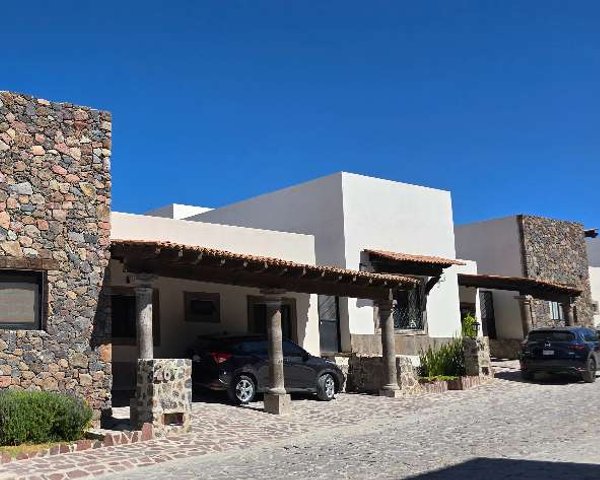 A Single-story House In Antigua – San Miguel de Allende real estate