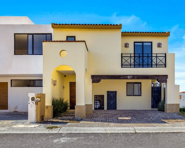 Casa Magnolias 11 en Zirándaro – San Miguel de Allende real estate