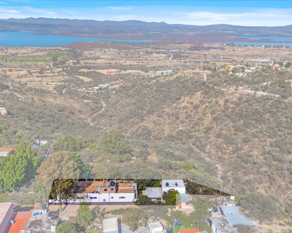 Retiro con vista al Presa Allende y Huerto orgánico – San Miguel de Allende real estate