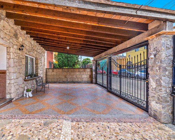 Casa Calle Llano 62 – San Miguel de Allende real estate