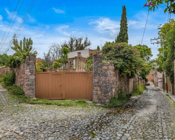 Lote Esquina – San Miguel de Allende real estate