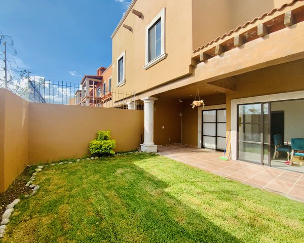 Furnished 4BR Home with Clubhouse Amenities – El Milagro, SMA – San Miguel de Allende real estate