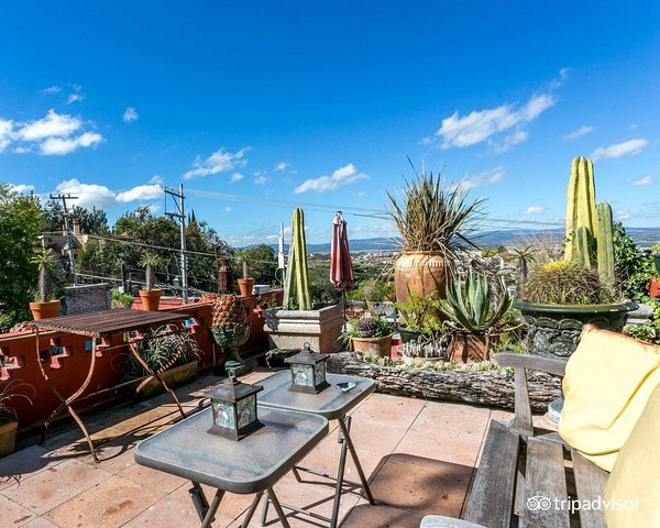 CASA CINCO PATIOS CENTRO – San Miguel de Allende real estate