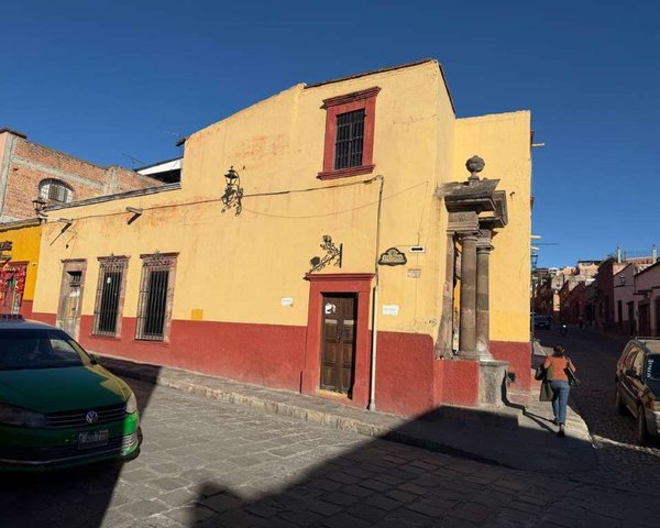 ESQUINA CENTRO HISTORICO – San Miguel de Allende real estate photo 1