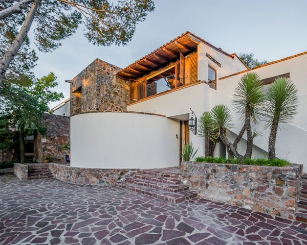 Beautiful home in Los Huizaches – San Miguel de Allende real estate