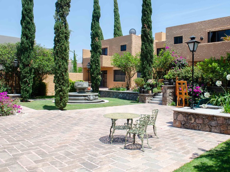 Casa Bella — 19 photos