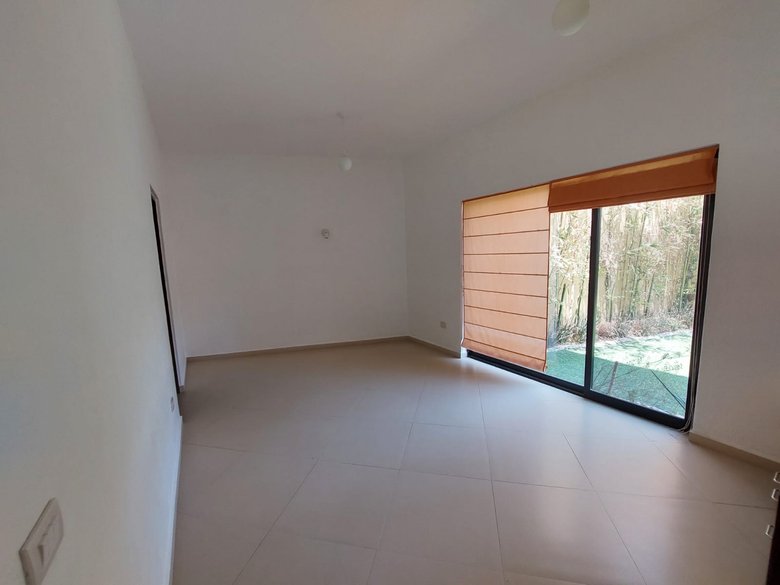 Mexican Contemporary home — 6 photos