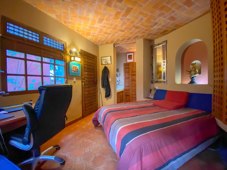 CASA LYNN - Available from October - Dec 2026 — 5 photos