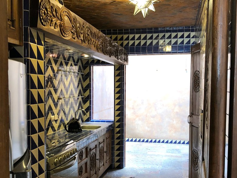 Traditional Mexican charm — 10 photos