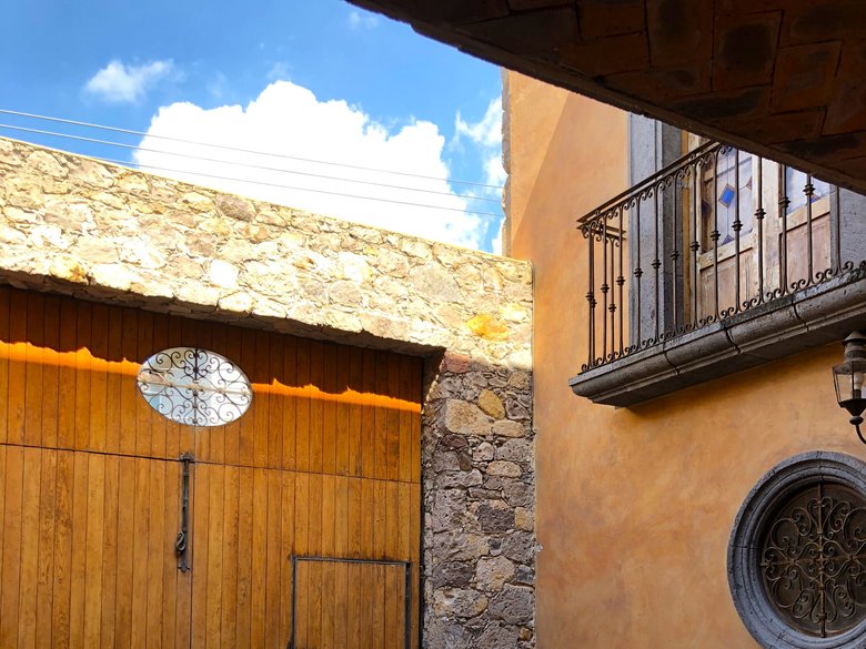 Traditional Mexican charm — 5 photos