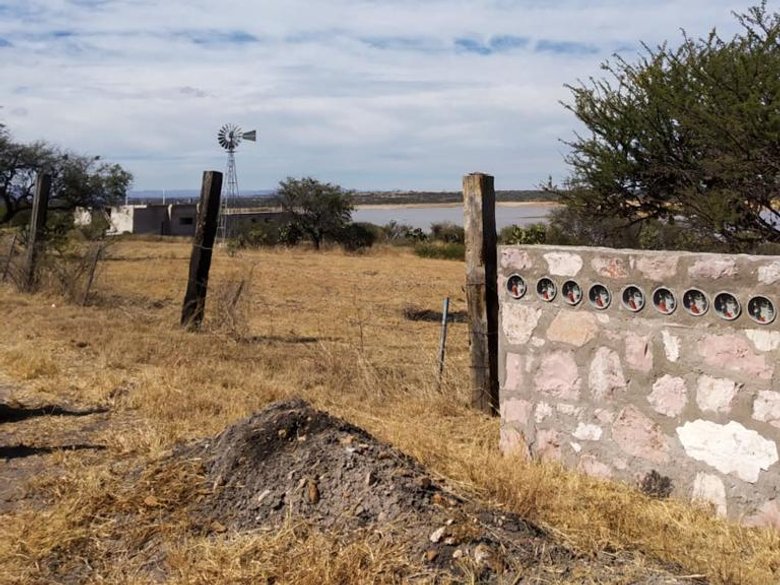 Land: views, privacy and access to Presa Allende — 5 photos