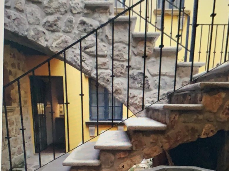 Off Market comercial opportunity B&B in Centro — 3 photos