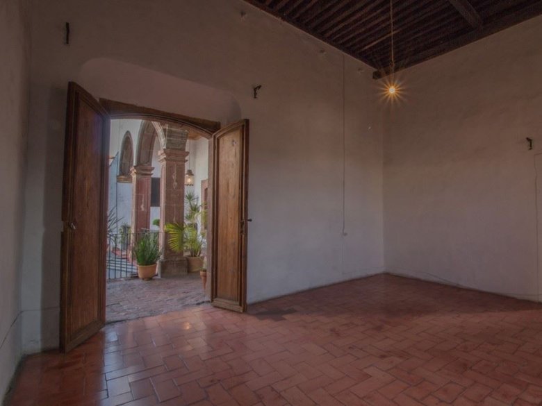 Casa de las Diligencias — 23 photos