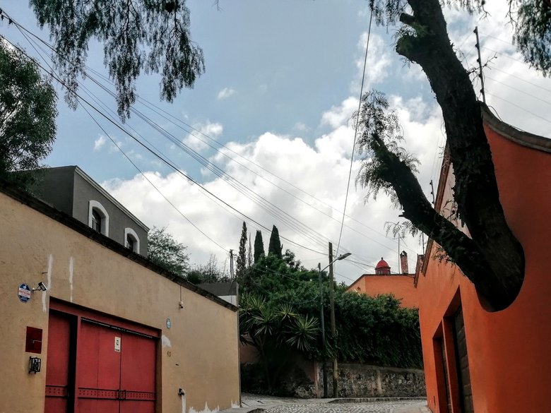 Luminous house in Guadiana. ($2750 usd monthly rental) — 19 photos