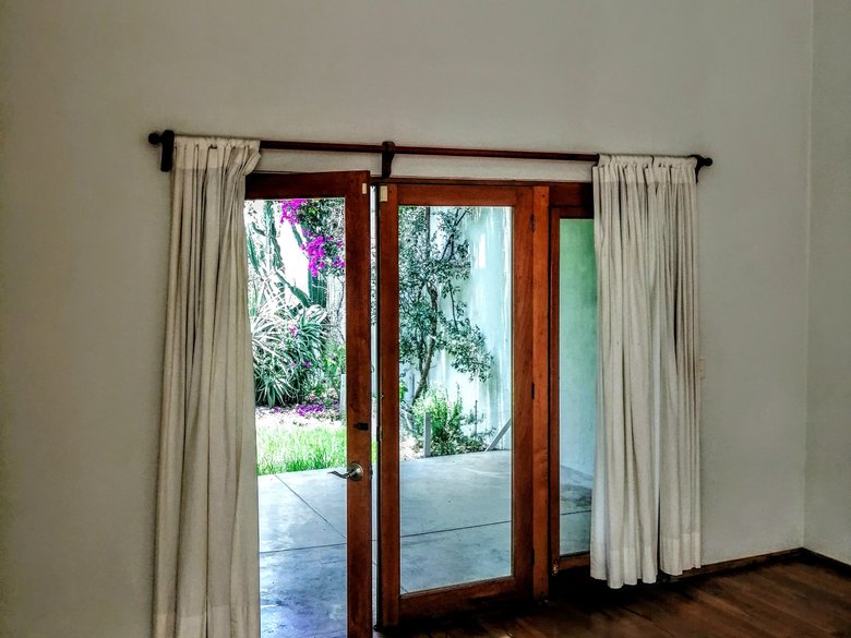 Luminous house in Guadiana. ($2750 usd monthly rental) — 18 photos